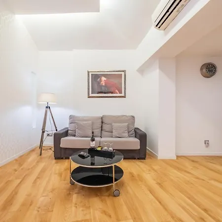 Cayres Carmo Apartamento